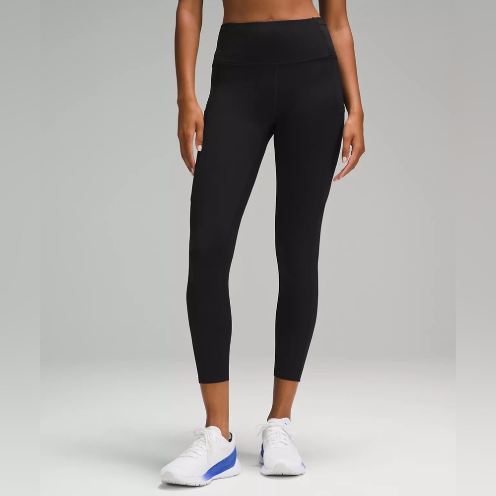 Fast and Free HR Tight 25"